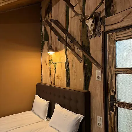 The Luxurious Forest - 8 Bedroom Μπόροβετς