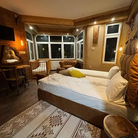 The Luxurious Forest - 8 Bedroom Μπόροβετς