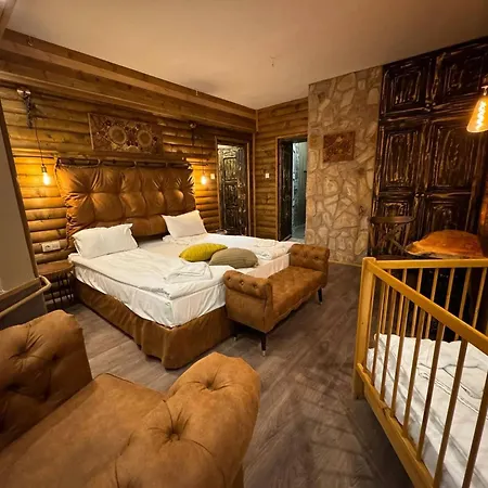 The Luxurious Forest - 8 Bedroom Hébergement de vacances Borovets