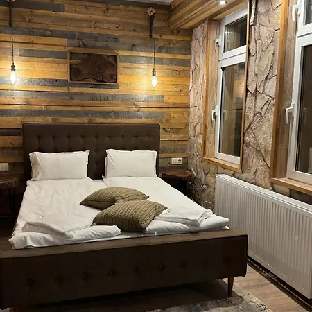 The Luxurious Forest - 8 Bedroom